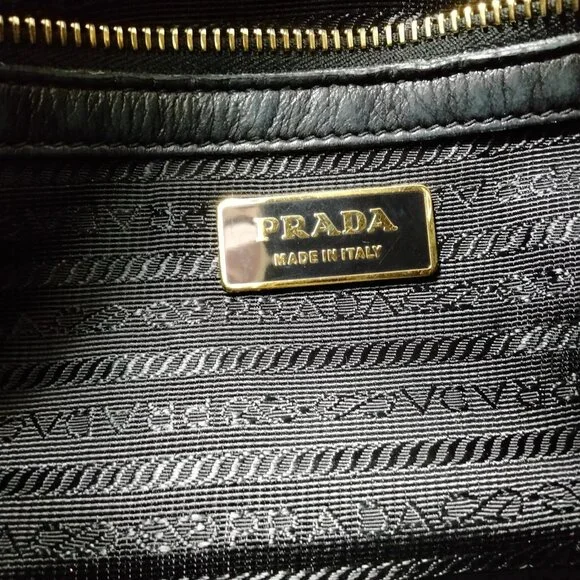 Authentic Prada Hand Bag Nappa Gaufre 2way Black Leather mn720-121725 - Picture 12 of 16